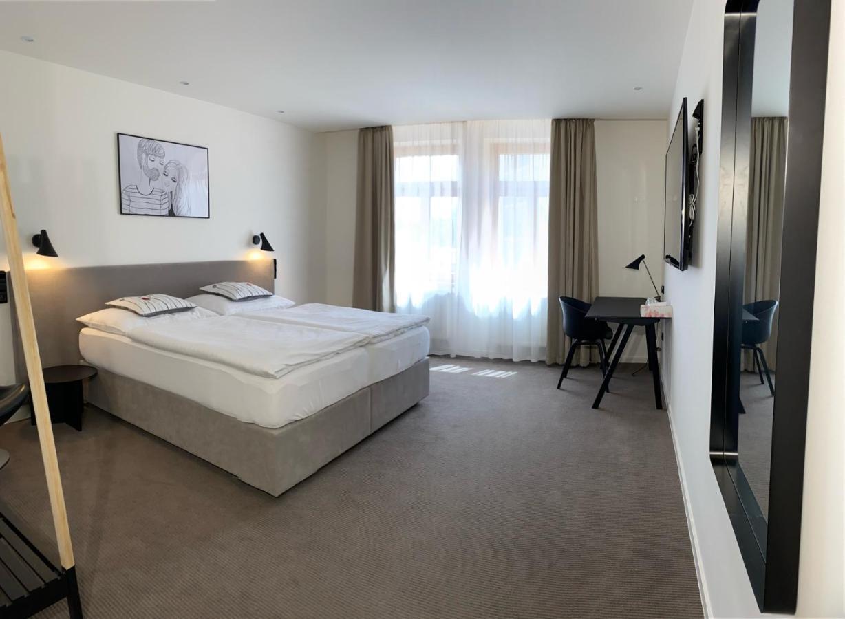 Rozmaryn Hotel B&B Rakovník エクステリア 写真