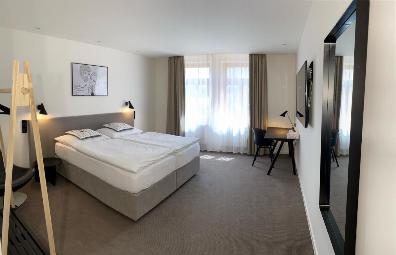 Rozmaryn Hotel B&B Rakovník エクステリア 写真