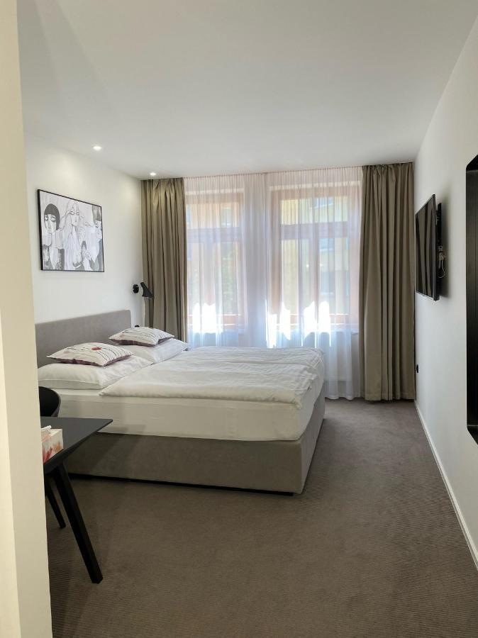 Rozmaryn Hotel B&B Rakovník エクステリア 写真