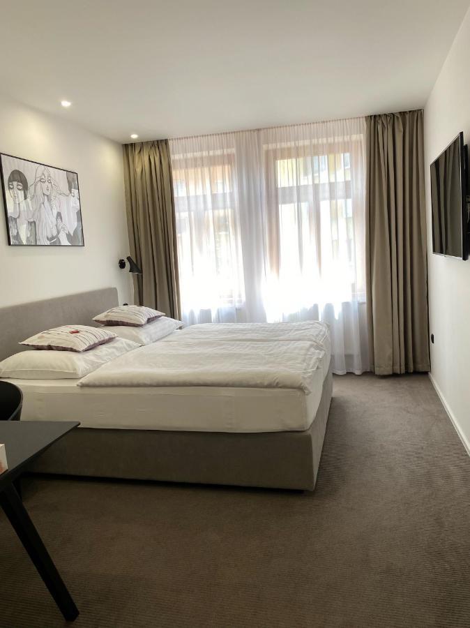 Rozmaryn Hotel B&B Rakovník エクステリア 写真