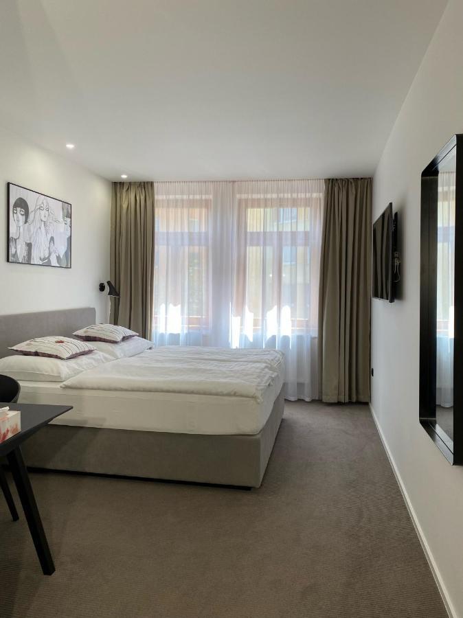 Rozmaryn Hotel B&B Rakovník エクステリア 写真