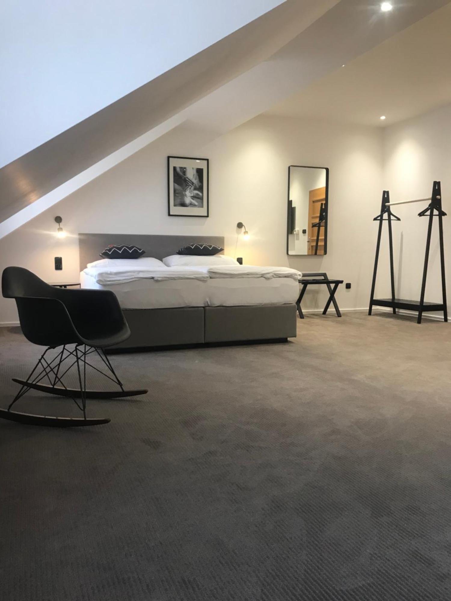 Rozmaryn Hotel B&B Rakovník エクステリア 写真