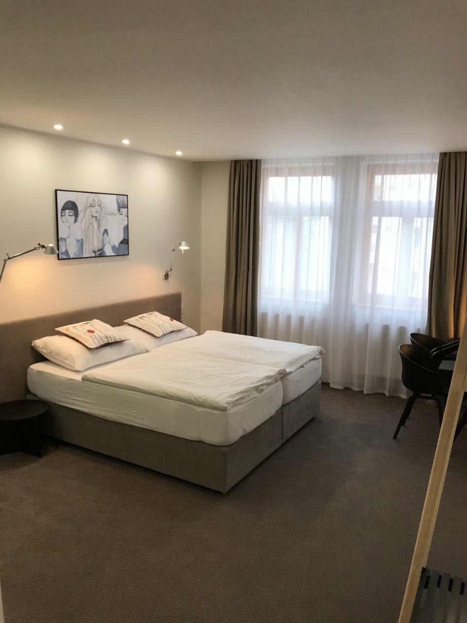 Rozmaryn Hotel B&B Rakovník エクステリア 写真