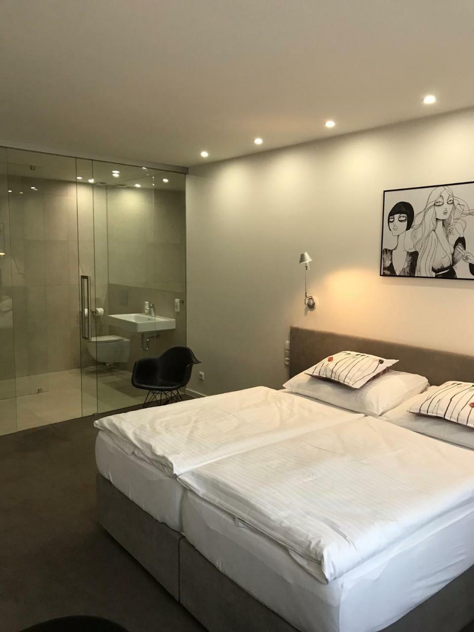 Rozmaryn Hotel B&B Rakovník エクステリア 写真